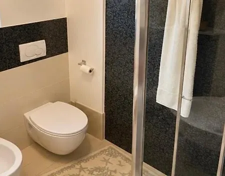 Beachfrontgrado Including Free Access & Parking Daire *